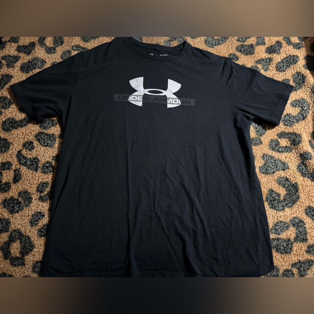 Under Armour Black T-Shirt